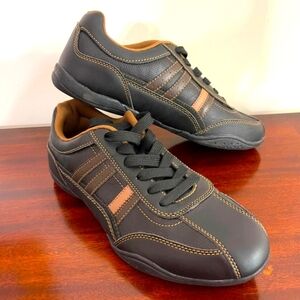 PERRY ELLIS Portfolio LEATHER Sneakers Shoes (4 Leather STRIPES) Men SIZE 9 WIDE